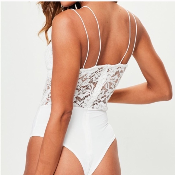 Strappy lace bodysuit - Picture 3 of 3